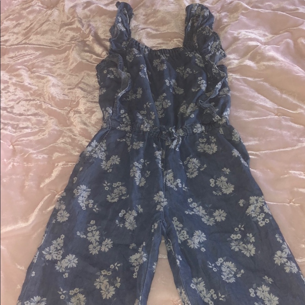 OSH KOSH summer romper; capri length; Size 4T